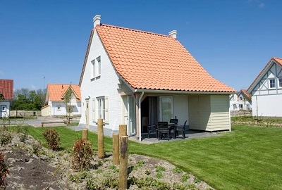 Ein Ferienhaus fr 4 Personen in Cadzand Bad