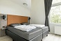 Das Schlafzimmer des Gruppenhauses fr 12 Personen in Ameland und Holland