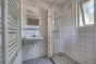 Das Badezimmer des Ferienhauses fr 6 Personen in Renesse